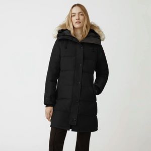 Black Canada Goose Shelburne Parka Heritage - Medium Women’s
